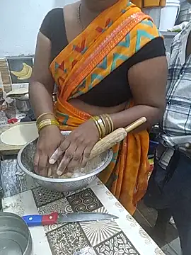 Desicouple1706 online show from 12.21.25