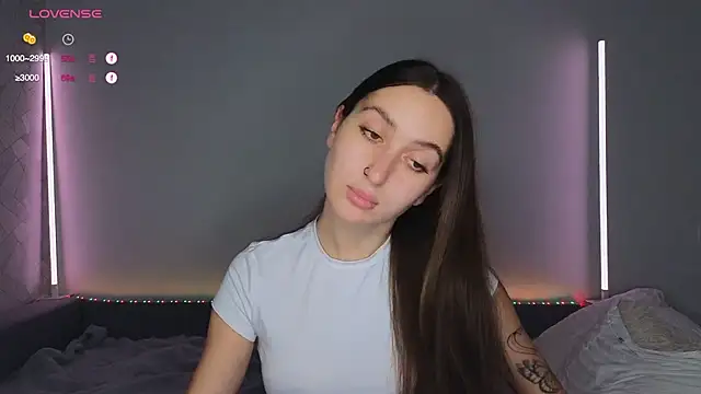 KikkyMi online show from 11.26.25