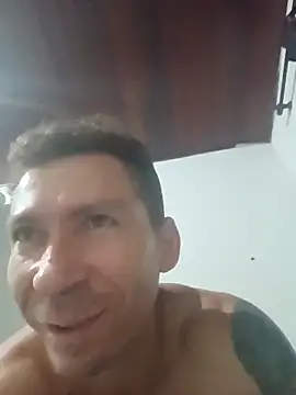 Snapshot of RobertoLuiz84 chatting on 01.07.26 RobertoLuiz84 online show from 01.07.26