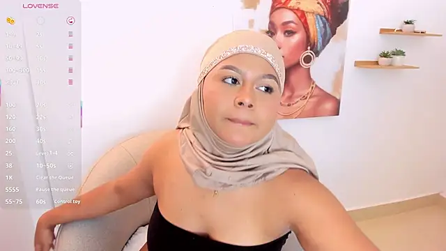 Snapshot of jasmyne_anbar chatting on 12.17.25 jasmyne anbar online show from 12.17.25