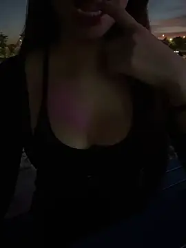 Queen-of-Love online show from 06.24.26