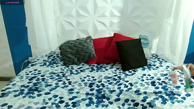 cataleya eebony online show from 12.05.25