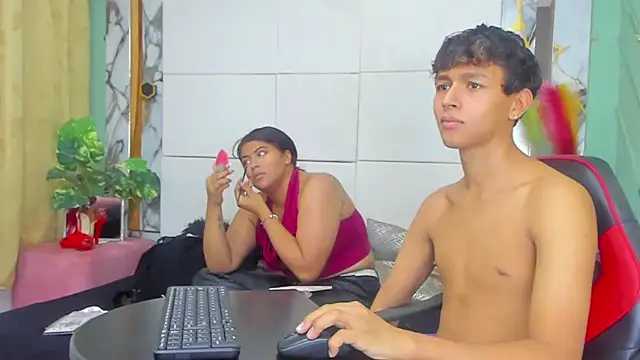 PrincesANDdark online show from 01.05.26