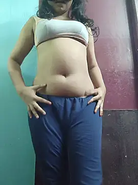 SameeraReddy19 online show from 02.24.26