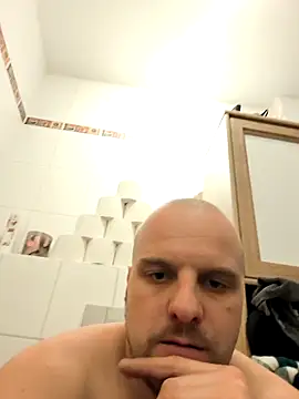 Phoenix2310 online show from 02.09.26