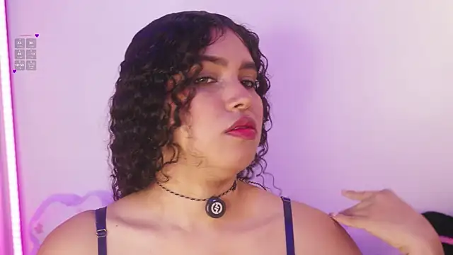 EloiseSweetxx online show from 04.11.26