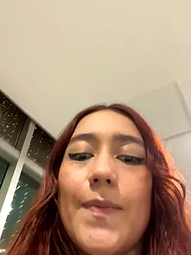 Eveeelyn25 online show from 12.19.25