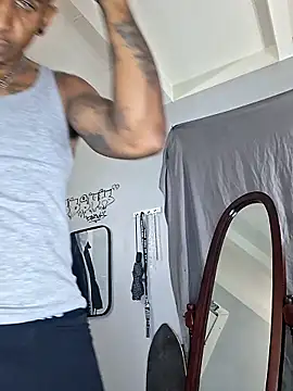 Snapshot of MTheRealrDLlongCrippler chatting on 03.16.26 MTheRealrDLlongCrippler online show from 03.16.26