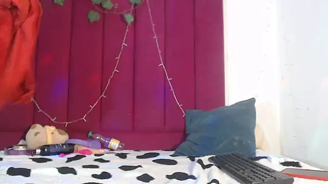 Tinyy Star online show from 01.17.26