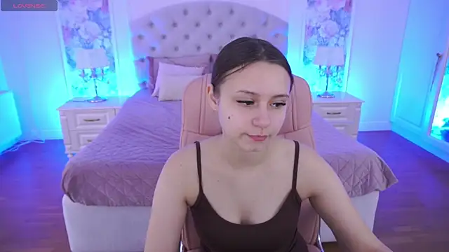 TinyNatalie online show from 03.20.26