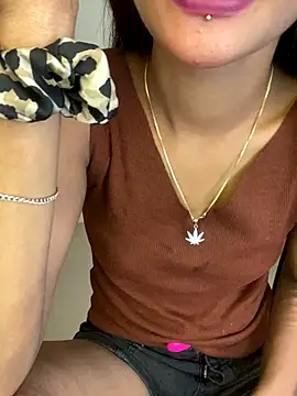 LOVELY BABYJI online show from 12.18.25