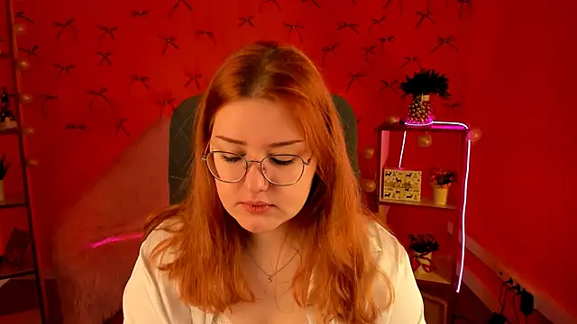 StaceyJensen online show from 12.18.25