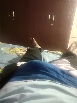 Snapshot of Karnataka-boy chatting on 11.28.25 Karnataka-boy online show from 11.28.25