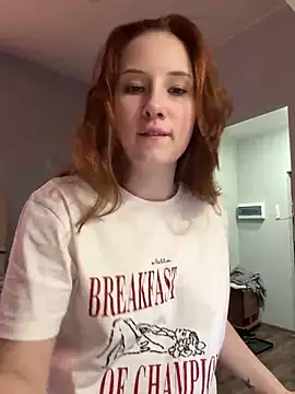 FoxyEmerald online show from 12.20.25