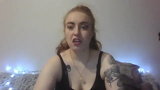 RubyBigBoobs online show from 12.17.25