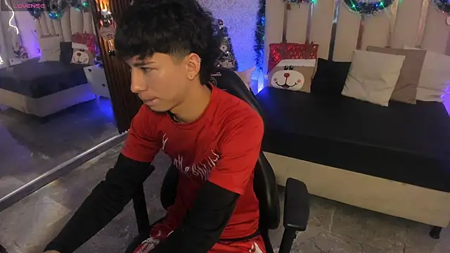 kaelwolf tay online show from 12.19.25