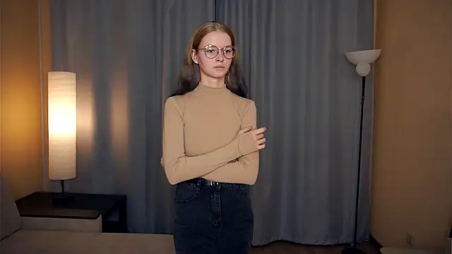 ToyaPletz online show from 11.26.25