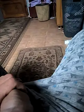 Snapshot of Alexutz21 chatting on 03.28.26 Alexutz21 online show from 03.28.26