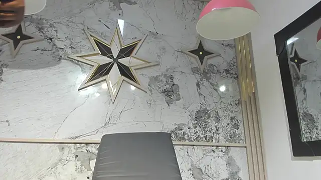 ZoeCollin online show from 02.08.26