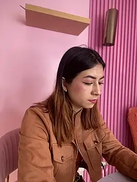 Snapshot of MaddieHunter chatting on 01.11.26 MaddieHunter online show from 01.11.26