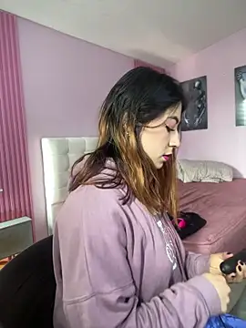 Snapshot of MaddieHunter chatting on 01.13.26 MaddieHunter online show from 01.13.26