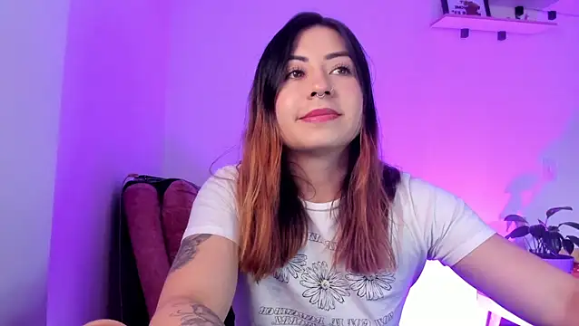 Snapshot of MaddieHunter chatting on 02.22.26 MaddieHunter online show from 02.22.26