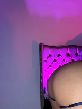 KarolRojas 22 online show from 12.04.25