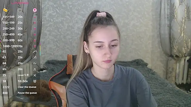 Ave Costly online show from 12.21.25