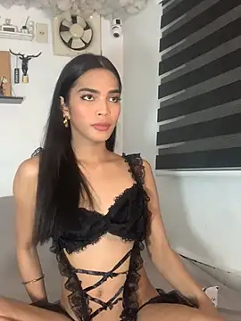 Snapshot of SexyPetiteAra chatting on 05.04.26 SexyPetiteAra online show from 05.04.26