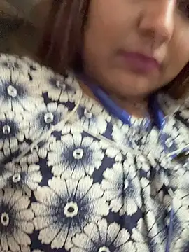 Tamil Smiley Queen online show from 01.16.26