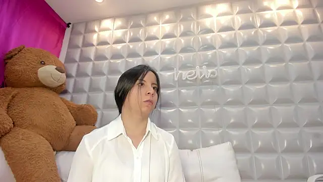 Snapshot of sol-angel chatting on 02.06.26 sol-angel online show from 02.06.26