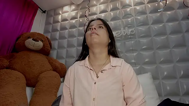 Snapshot of sol-angel chatting on 02.16.26 sol-angel online show from 02.16.26