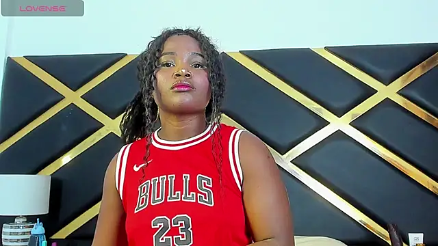 IrisHerrera  online show from 12.01.25