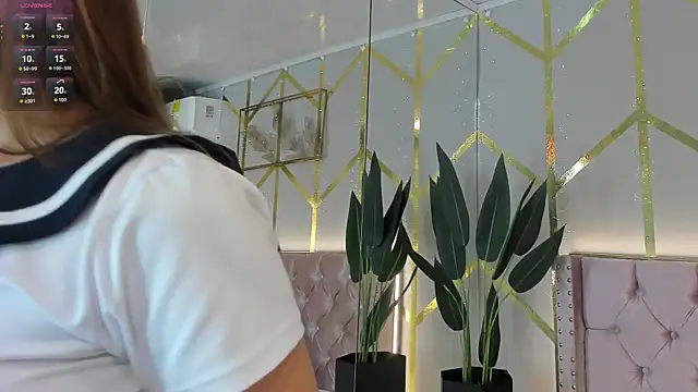 Lola saenz  online show from 02.18.26