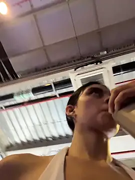 Miia moonn online show from 04.18.26