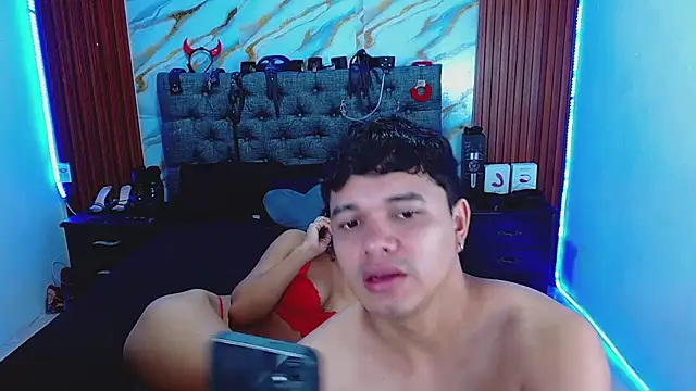 Snapshot of Meryandcris chatting on 02.27.26 Meryandcris online show from 02.27.26