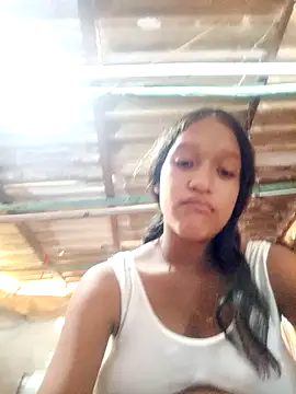 Snapshot of rachelbunny_and_kevin chatting on 12.01.25 rachelbunny and kevin online show from 12.01.25