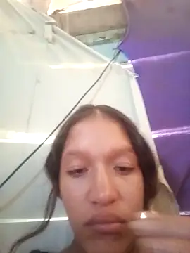 Snapshot of rachelbunny_and_kevin chatting on 12.05.25 rachelbunny and kevin online show from 12.05.25