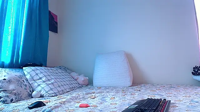 Sweet navy  online show from 04.05.26