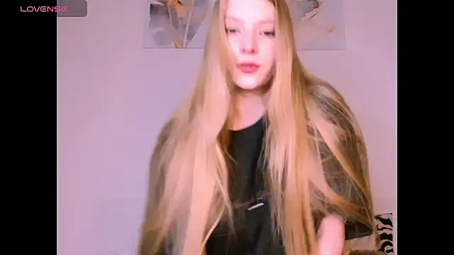 Snapshot of _Milana_Sparkl75_ chatting on 01.15.26 Milana Sparkl75 online show from 01.15.26