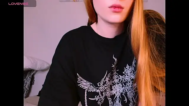 Snapshot of _Milana_Sparkl75_ chatting on 02.05.26 Milana Sparkl75 online show from 02.05.26