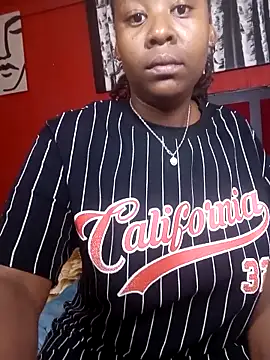 Snapshot of SavageHoney chatting on 02.06.26 SavageHoney online show from 02.06.26