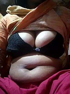 Snapshot of Jhunaki_789 chatting on 12.14.25 Jhunaki 789 online show from 12.14.25