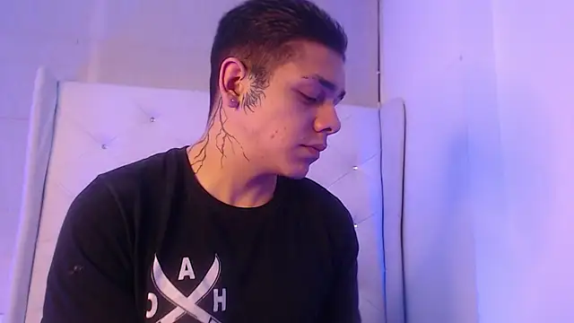 Noah and kim69 online show from 01.15.26