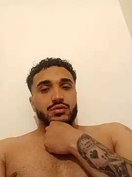 Snapshot of elgasmii chatting on 06.16.26 elgasmii online show from 06.16.26