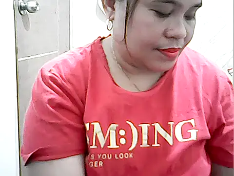 Snapshot of cutechubby chatting on 02.07.26 cutechubby online show from 02.07.26