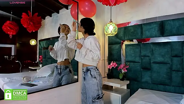 Snapshot of _bonnyandclyde chatting on 02.18.26 bonnyandclyde online show from 02.18.26