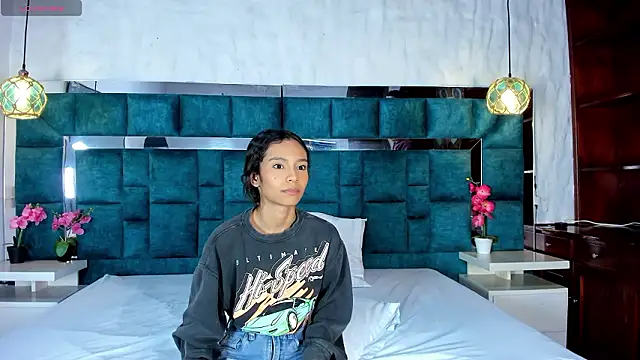 Snapshot of _bonnyandclyde chatting on 02.26.26 bonnyandclyde online show from 02.26.26