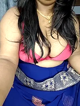 Snapshot of Curvy_Pooja chatting on 06.12.26 Curvy Pooja online show from 06.12.26