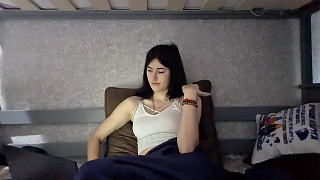 StarYeadon online show from 12.17.25